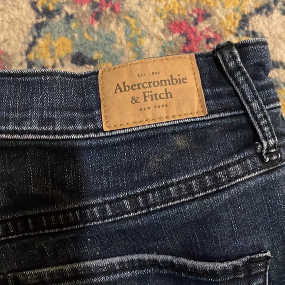 Abercrombie & Fitch denim shorts - Picture 3 of 3